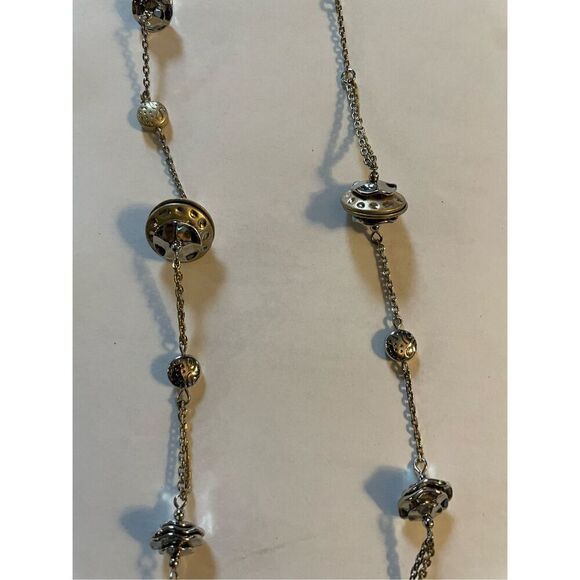 Lia Sophia Silver Gold Tone Chain Necklace Floating Textured Discs - Picture 4 of 4